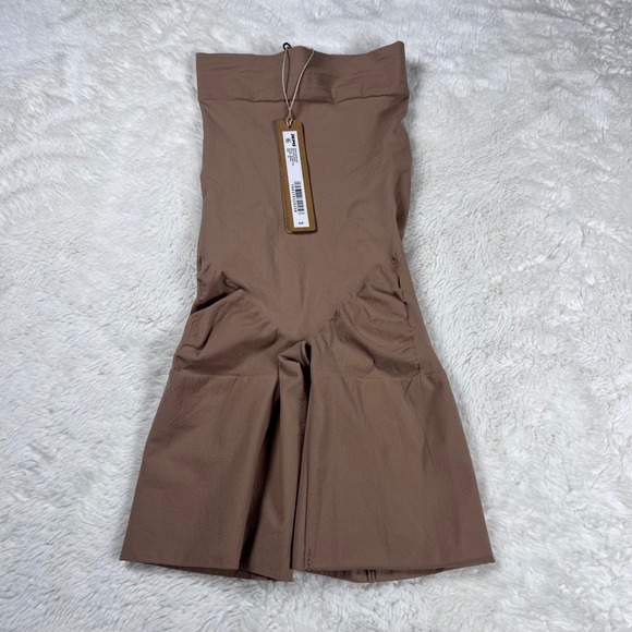 SKIMS Women's Sheer Seamless Mid Thigh Short Sienna Smoothing Shapewear Size XS - Picture 2 of 7